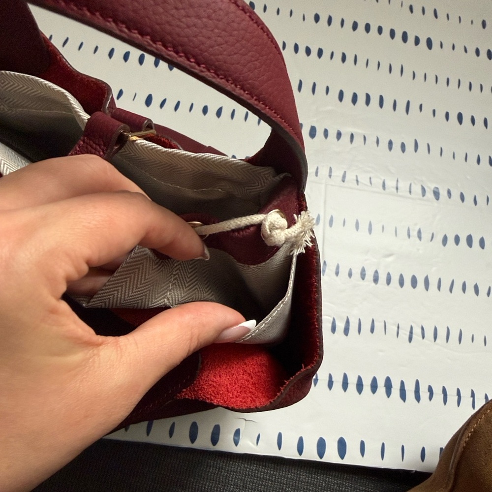 Rouge H Leather Picotin Lock 18 Bucket Bag - Picture 11 of 13
